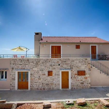 Betini Apartments - Authentic Island Escape Komiza Exterior photo